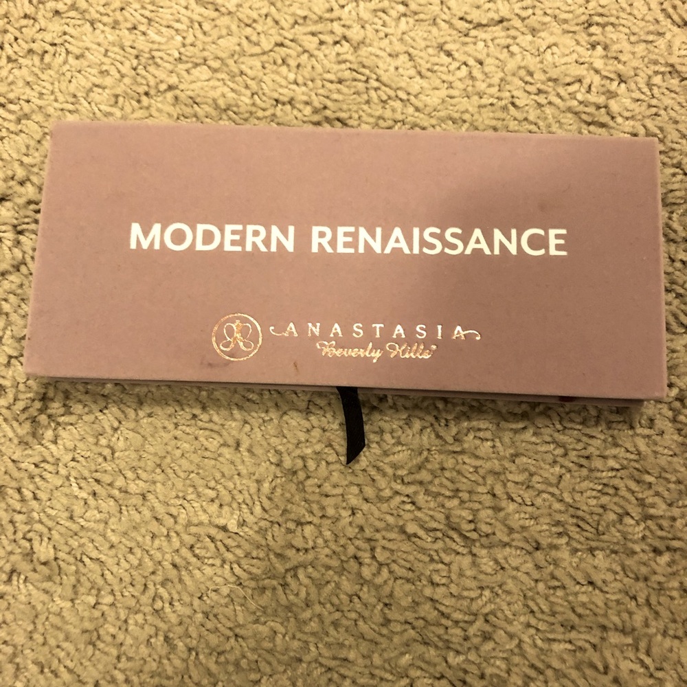 ANASTASIA BEVERLY HILLS Modern Renaissance